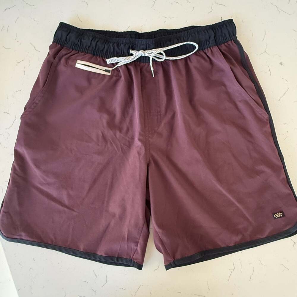LEG3ND Discovery Men's Athletic Performance Shorts